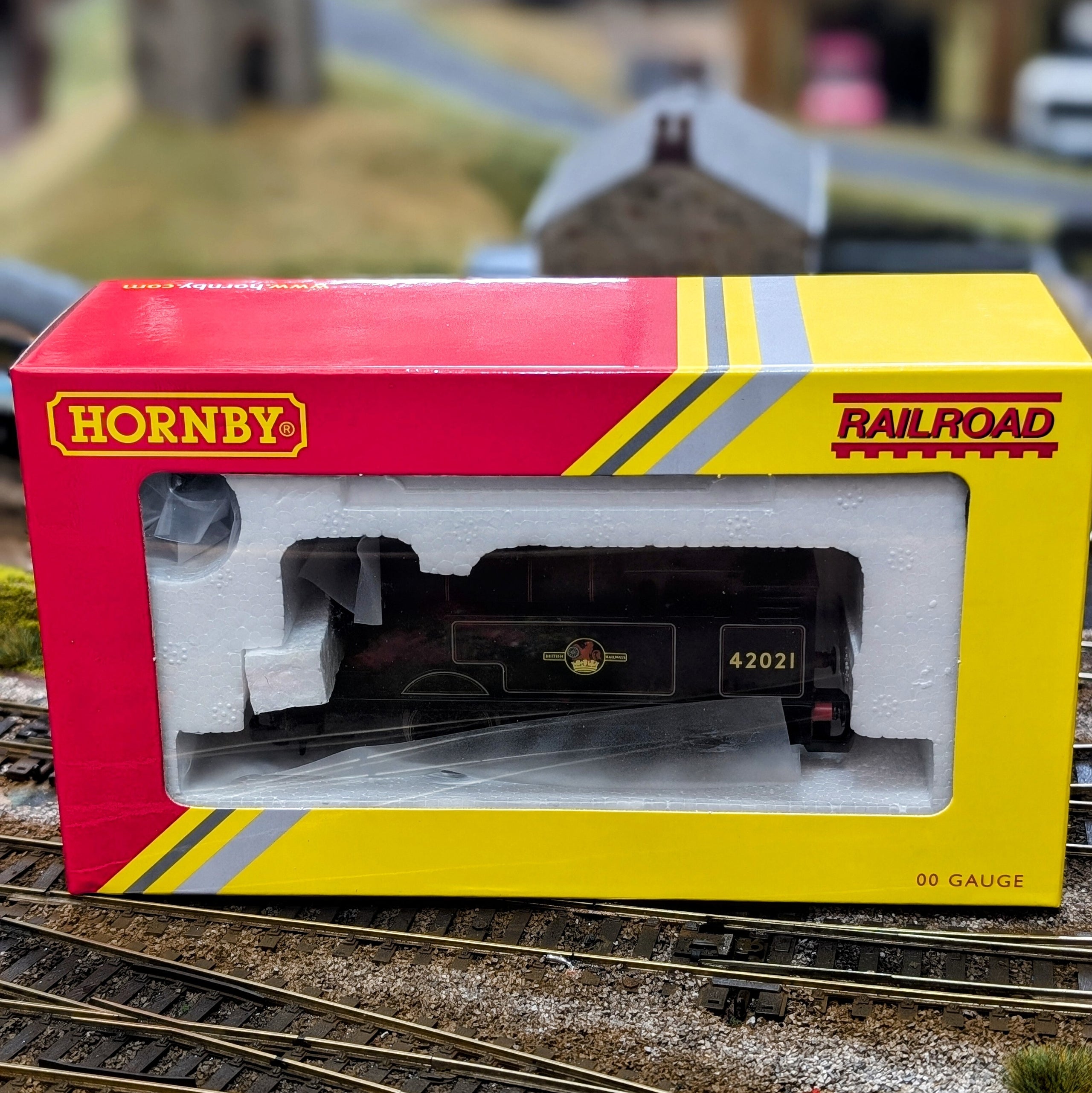 as-new-hornby-r3953-collectors-club-locomotive-42021-0-4-0-locomotive